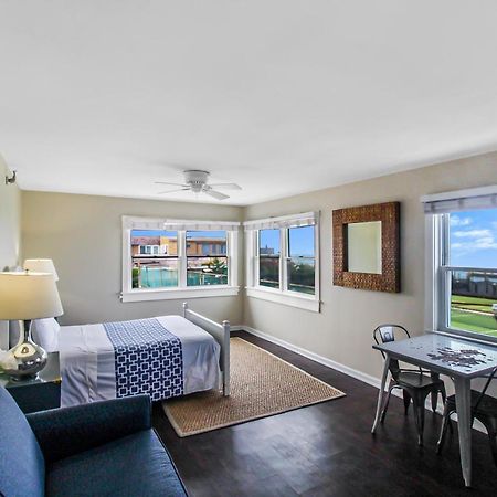 Clegg'S Hotel Ocean Beach ภายนอก รูปภาพ