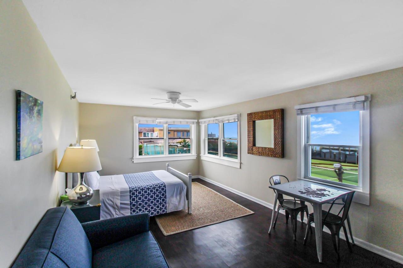 Clegg'S Hotel Ocean Beach ภายนอก รูปภาพ